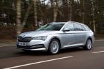 Skoda Superb iV Combi 2019 года (UK)